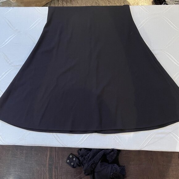 Long black dress evening graduation low back bow back detail sleeveless size L - Picture 5 of 11